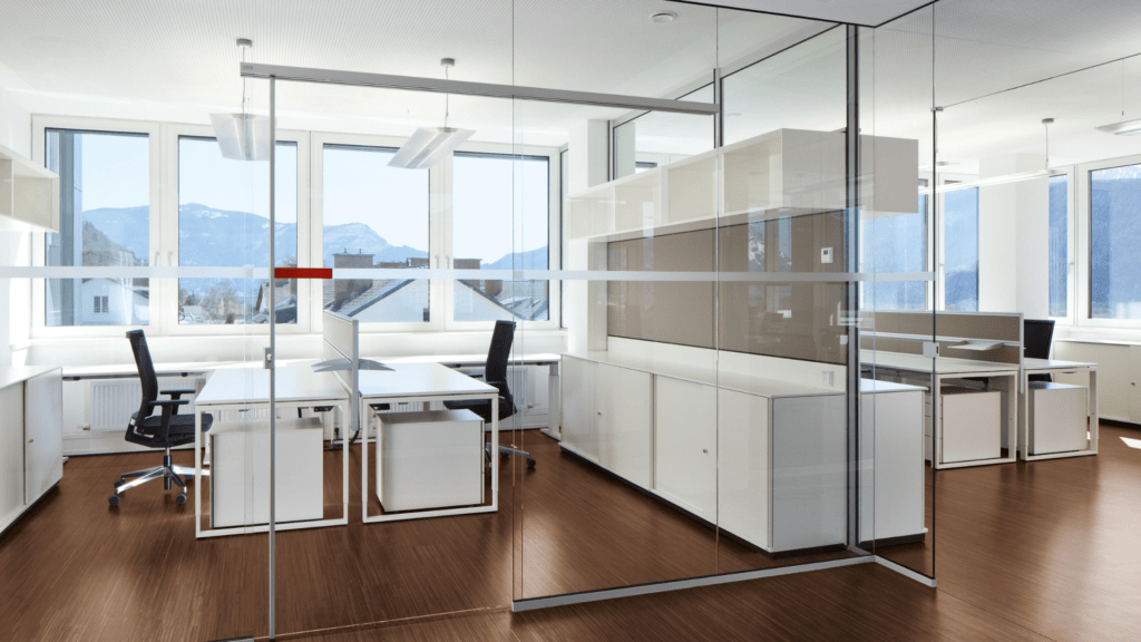 Why You Should Opt for Glass Partitions in Modеrn Dubai Intеriors?